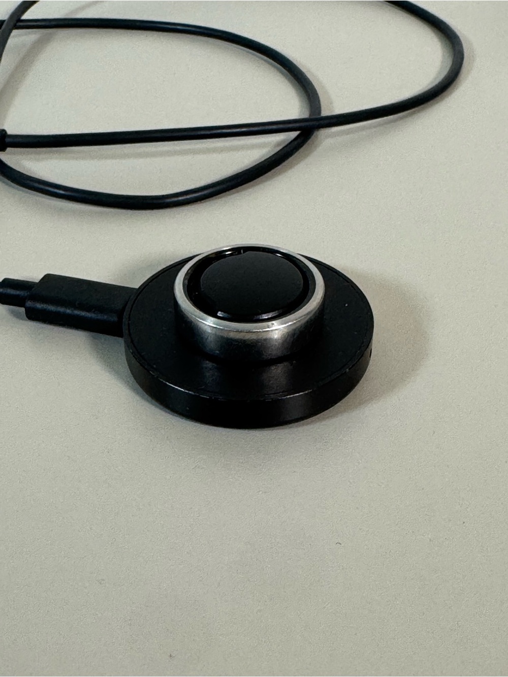 Oura Charging Dock with Black and Silver Charger